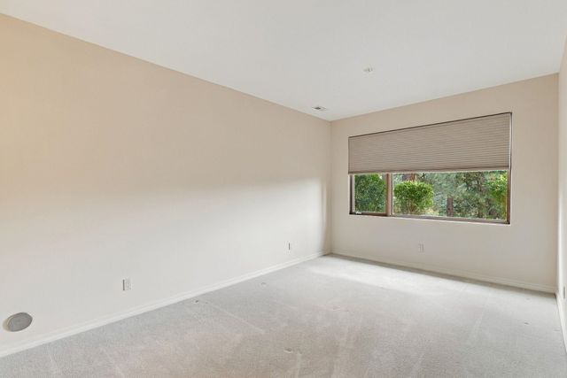 13307 S Bluegrouse Ln, Spokane, WA 99224