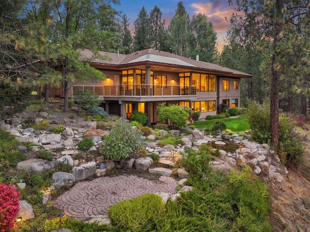 13307 S Bluegrouse Ln, Spokane, WA 99224