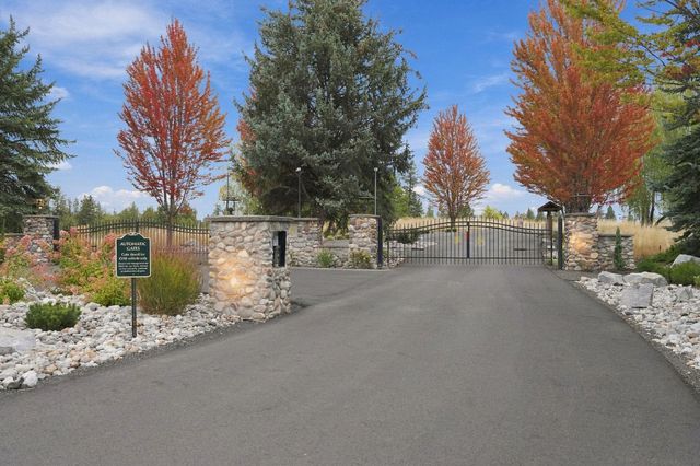 13307 S Bluegrouse Ln, Spokane, WA 99224