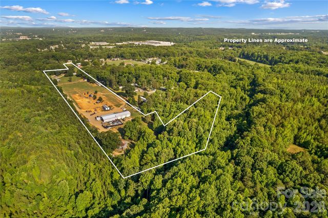 1124 Majolica Road, Salisbury, NC 28147