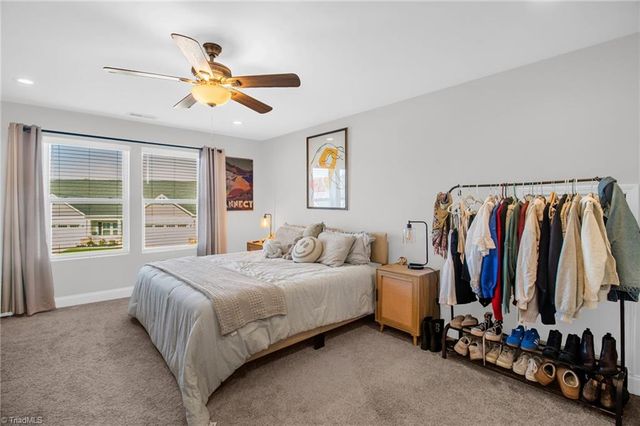 1402 Hunting Hawk Lane, Kernersville, NC 27284