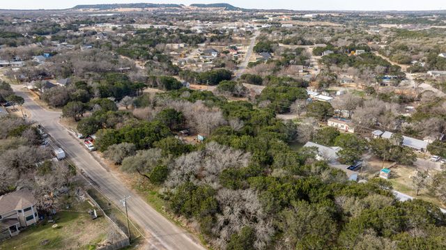910 Scenic Drive, Granbury, TX 76048