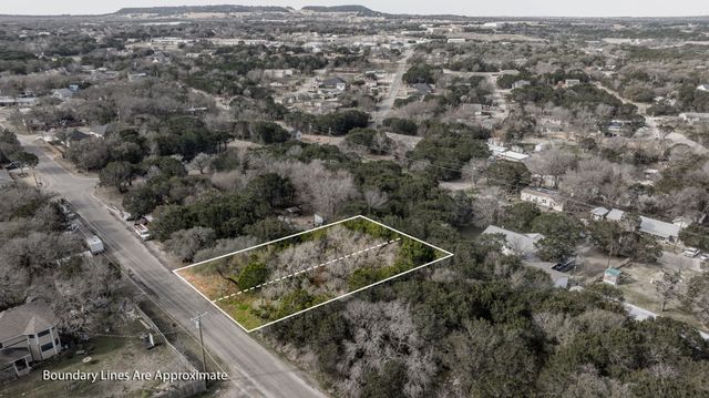 910 Scenic Drive, Granbury, TX 76048