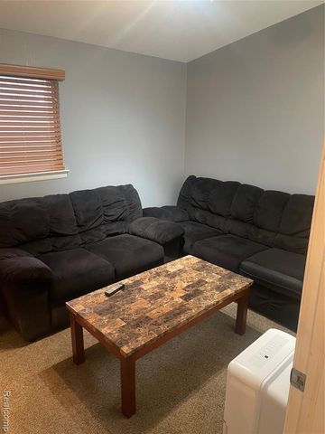 29561 Fairfax Street, Southfield, MI 48076