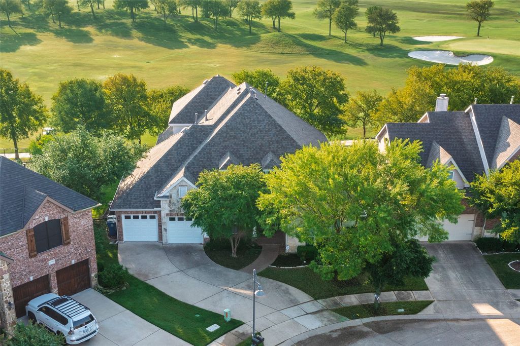 8870 Kameryn Lane, Lantana, TX 76226