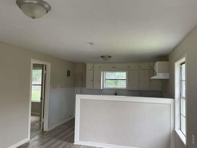 805 E Calhoun Street, El Campo, TX 77437