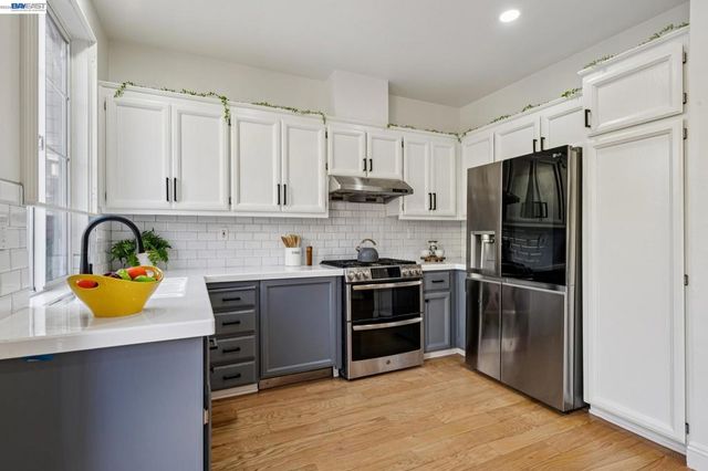 12 Britt Ct, Alameda, CA 94502