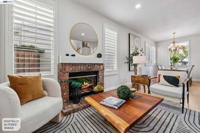12 Britt Ct, Alameda, CA 94502