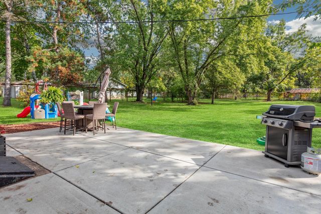 2550 140th Avenue NW, Andover, MN 55304