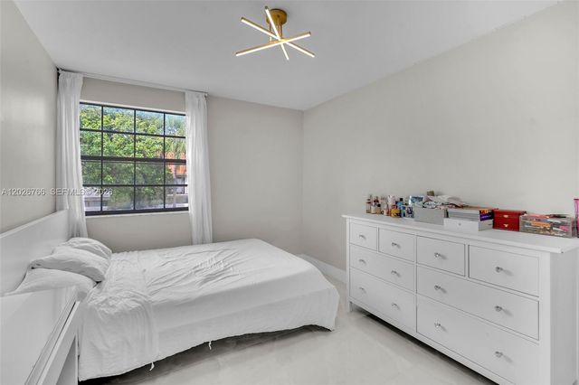 3571 Magellan Cir 343-4, Aventura, FL 33180
