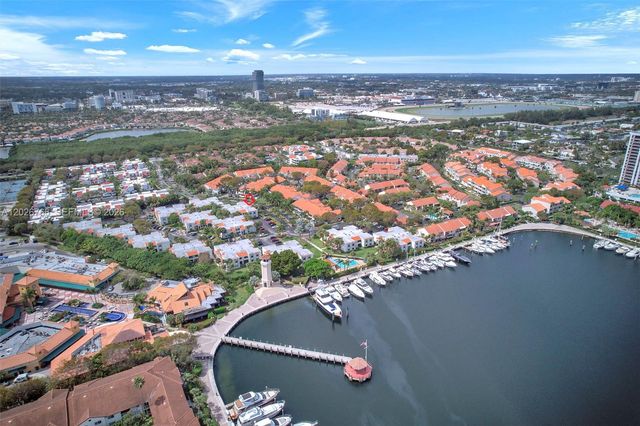 3571 Magellan Cir 343-4, Aventura, FL 33180
