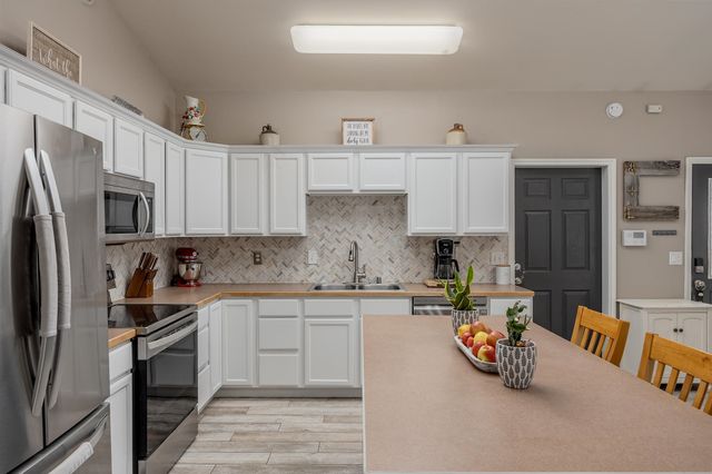 2906 NIKOLAI AVENUE, North Pole, AK 99705