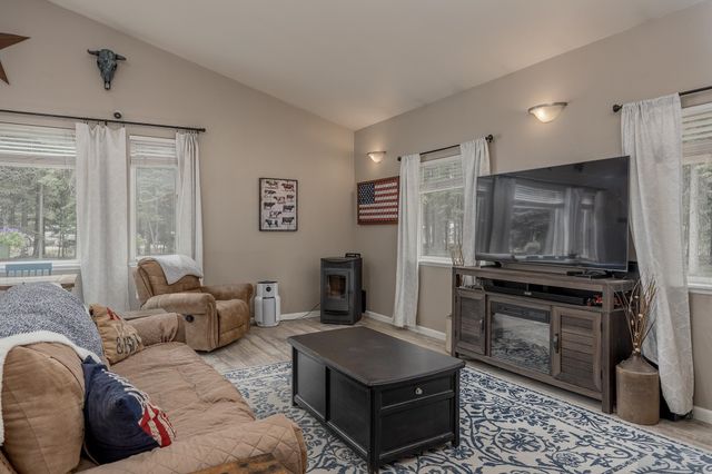 2906 NIKOLAI AVENUE, North Pole, AK 99705