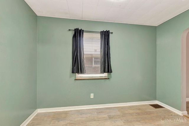 5654 Surrey Avenue, Green Twp, OH 45248