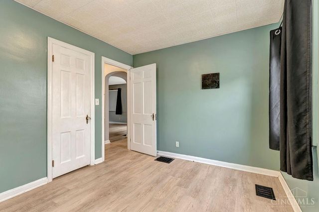 5654 Surrey Avenue, Green Twp, OH 45248