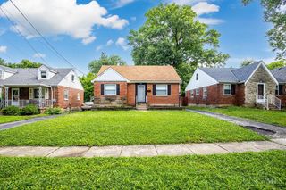5654 Surrey Avenue, Green Twp, OH 45248