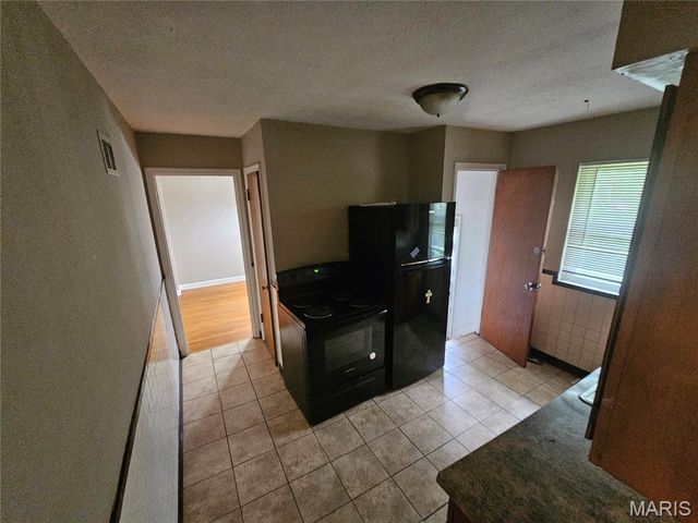 1205 Duenke Drive, Bellefontaine Nghbrs, MO 63137