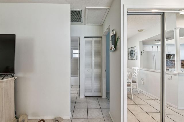 6068 ARLENE WAY, Bradenton, FL 34207