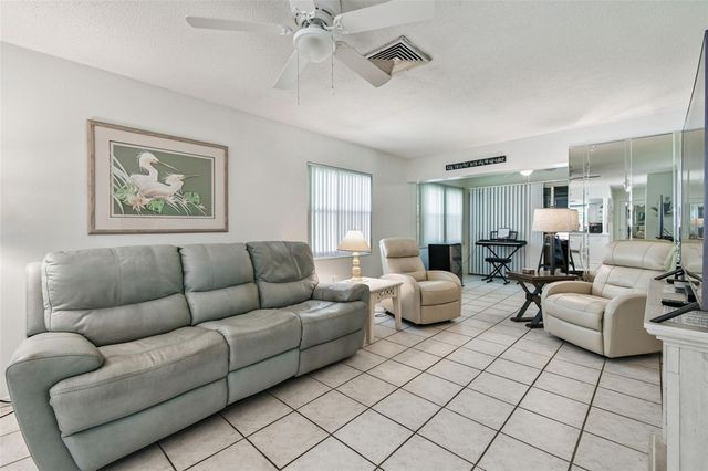6068 ARLENE WAY, Bradenton, FL 34207