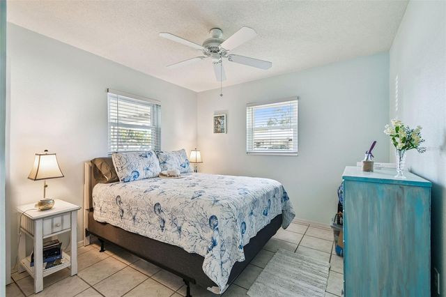 6068 ARLENE WAY, Bradenton, FL 34207