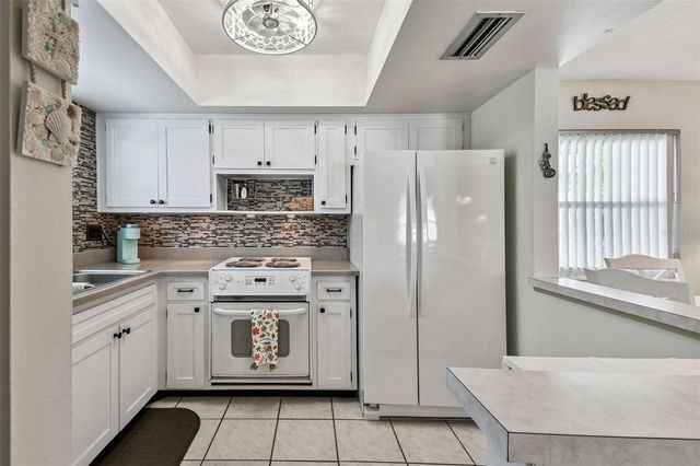 6068 ARLENE WAY, Bradenton, FL 34207