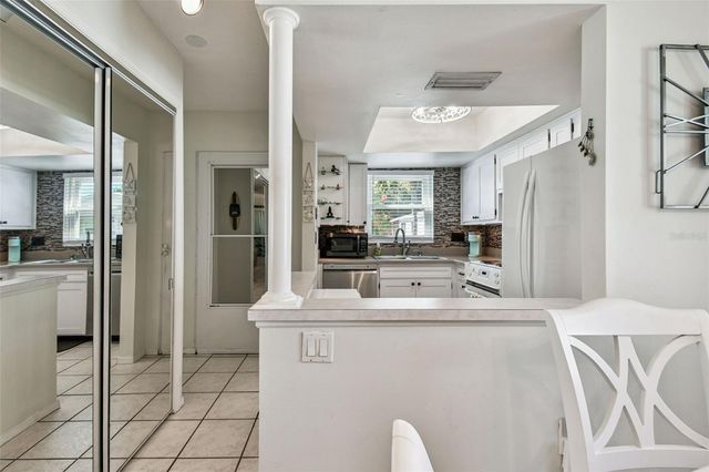 6068 ARLENE WAY, Bradenton, FL 34207