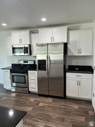 107 E ASHGROVE LN, Saratoga Springs, UT 84045
