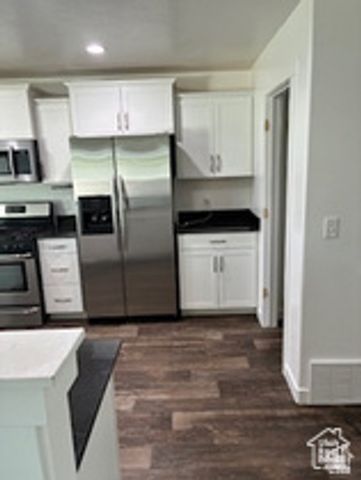 107 E ASHGROVE LN, Saratoga Springs, UT 84045