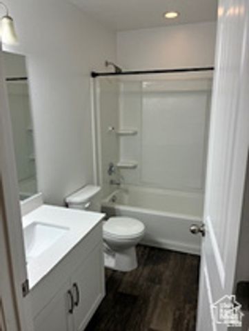 107 E ASHGROVE LN, Saratoga Springs, UT 84045