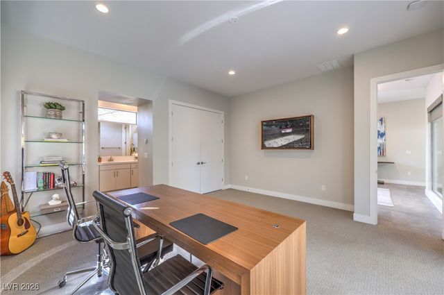 10 SUGARBERRY Lane, Las Vegas, NV 89135