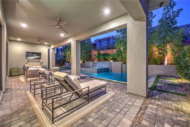 10 SUGARBERRY Lane, Las Vegas, NV 89135