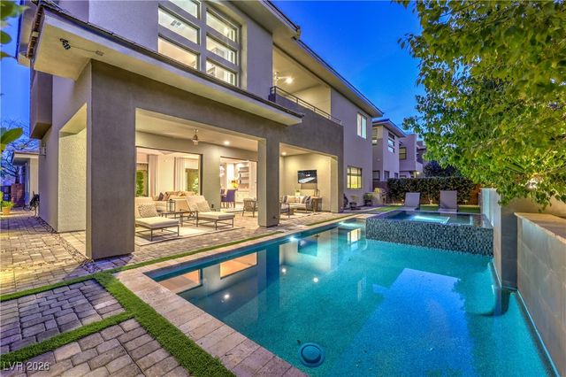 10 SUGARBERRY Lane, Las Vegas, NV 89135