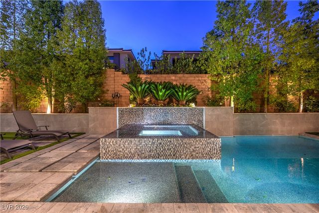 10 SUGARBERRY Lane, Las Vegas, NV 89135