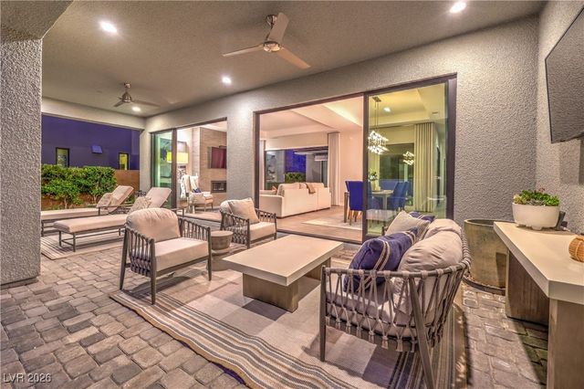 10 SUGARBERRY Lane, Las Vegas, NV 89135