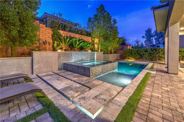 10 SUGARBERRY Lane, Las Vegas, NV 89135