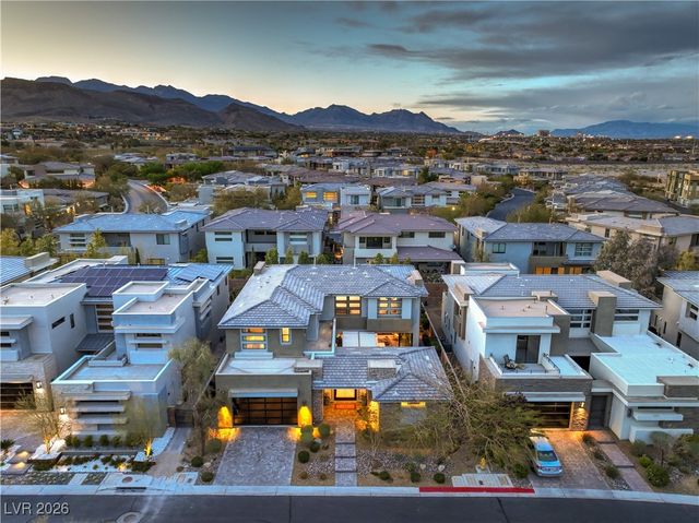 10 SUGARBERRY Lane, Las Vegas, NV 89135