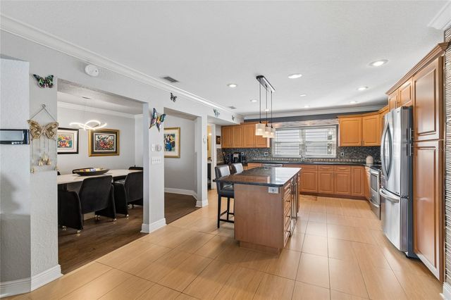 152 117TH AVENUE, St Petersburg, FL 33706