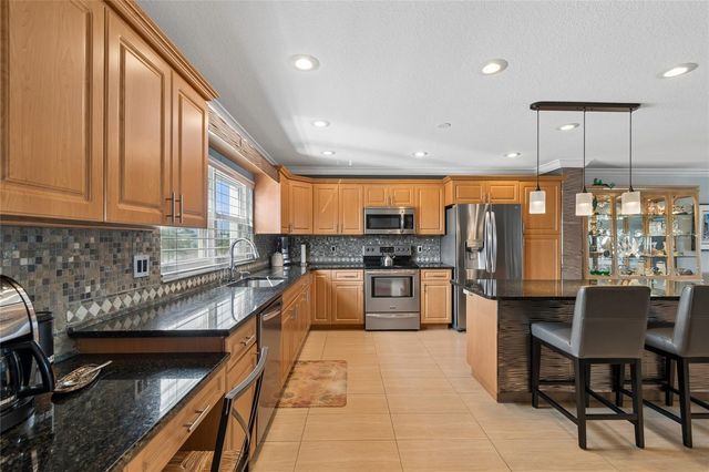 152 117TH AVENUE, St Petersburg, FL 33706