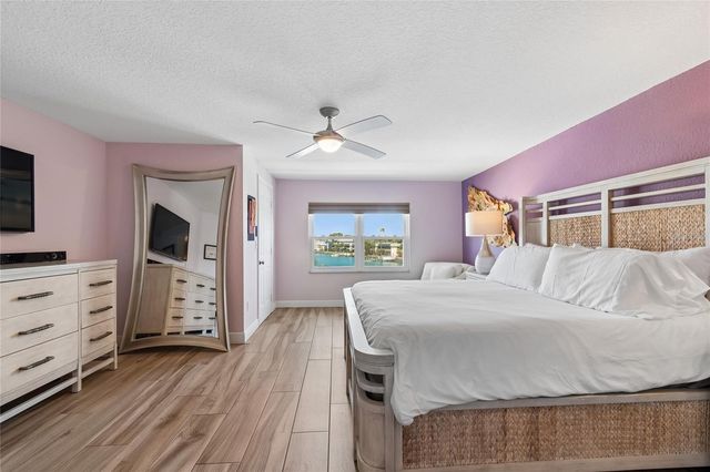 152 117TH AVENUE, St Petersburg, FL 33706