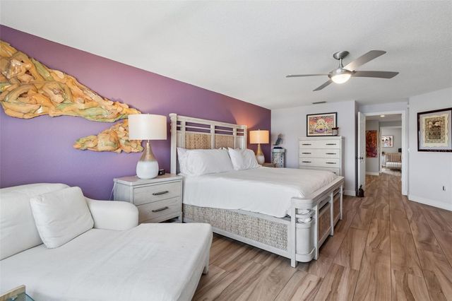 152 117TH AVENUE, St Petersburg, FL 33706