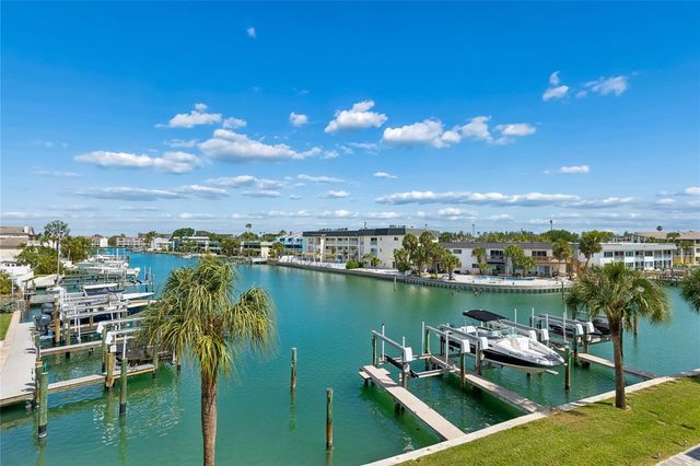 152 117TH AVENUE 2, Treasure Island, FL 33706