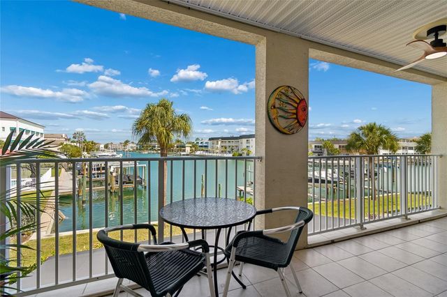 152 117TH AVENUE, St Petersburg, FL 33706