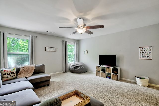 14 Nash Lane, Newnan, GA 30263