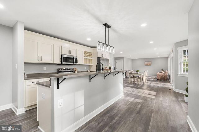 1357 N ROYAL AVENUE, Front Royal, VA 22630