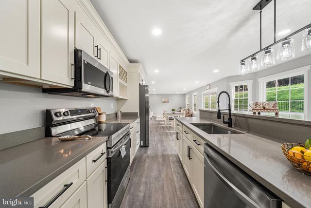 1357 N ROYAL AVENUE, Front Royal, VA 22630