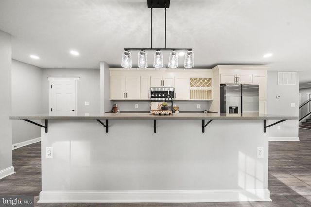 1357 N ROYAL AVENUE, Front Royal, VA 22630