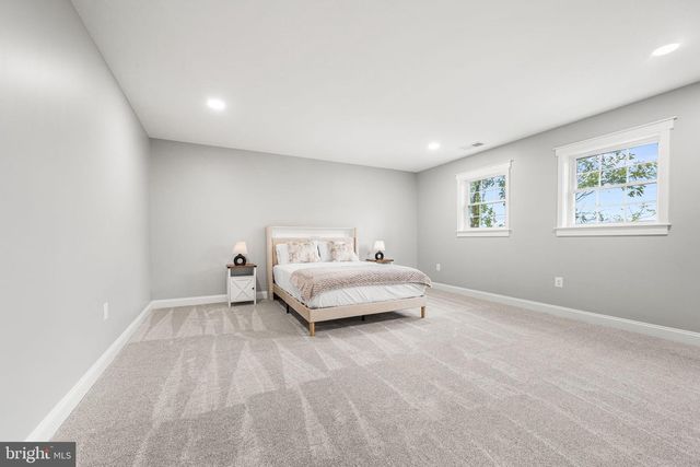 1357 N ROYAL AVENUE, Front Royal, VA 22630