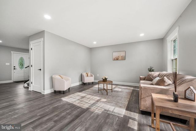 1357 N ROYAL AVENUE, Front Royal, VA 22630