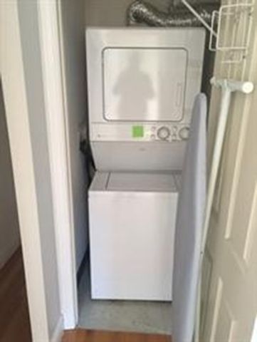 10 Charlesgate East 404, Boston, MA 02215