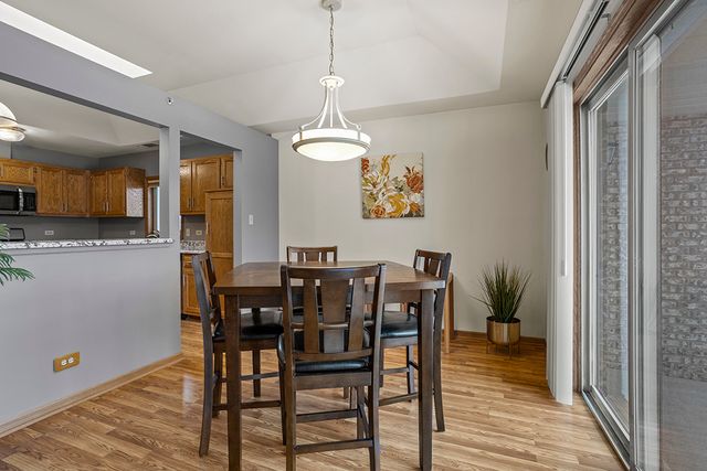 12755 Saint Andrews Court 302, Lemont, IL 60439